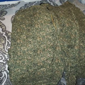 Cargo shorts, what everyone wants